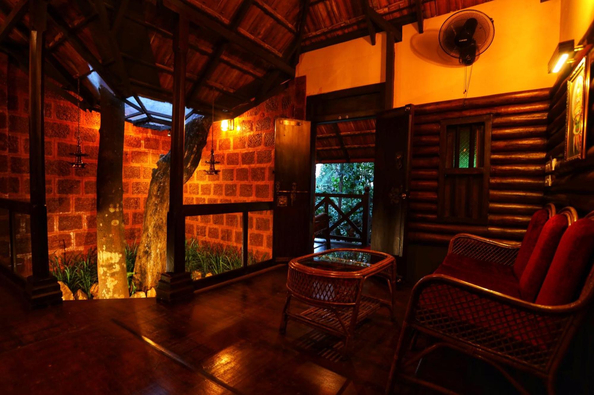 Greens Tree House & Wood House Салтэн-Батери Экстерьер фото